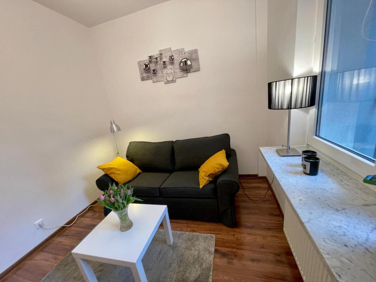 Апартаменты Diamond Metro Wifi 300 Mbs 70'Tv Netflix Hbo Appletv+ Варшава Экстерьер фото
